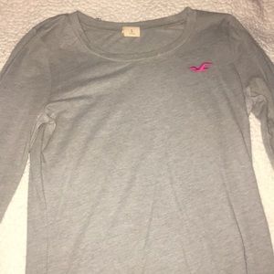 Light Grey Hollister Long Sleeve Tee.